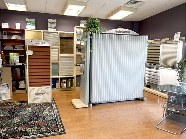 Hunter Douglas Dealer Image