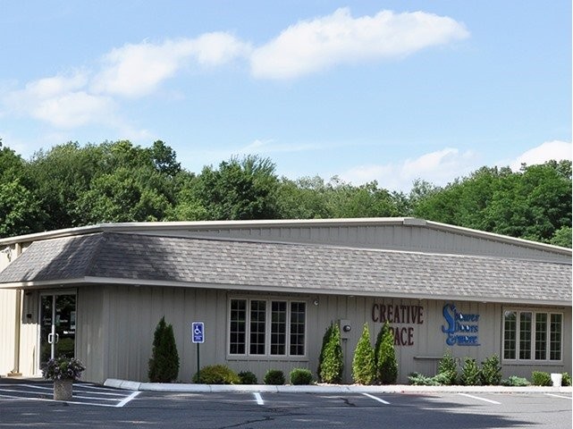 Hunter Douglas Dealer Image